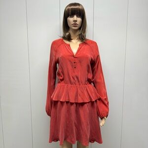 ❤️‍🔥SUPER SALE NEVER WORN DV SILK PEPLUM DRESS